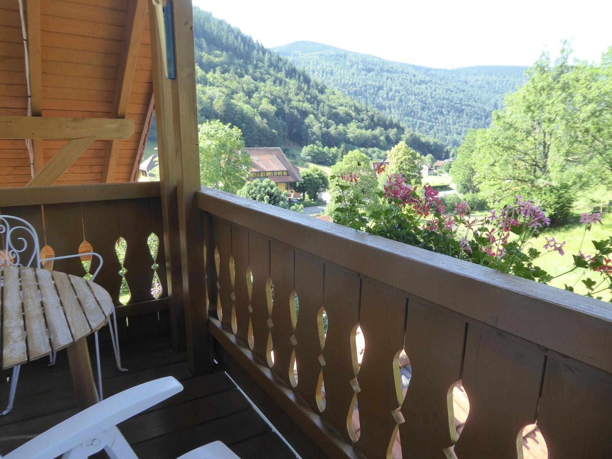 Apartment In Brandenberg With Terrace Todtnau Eksteriør bilde